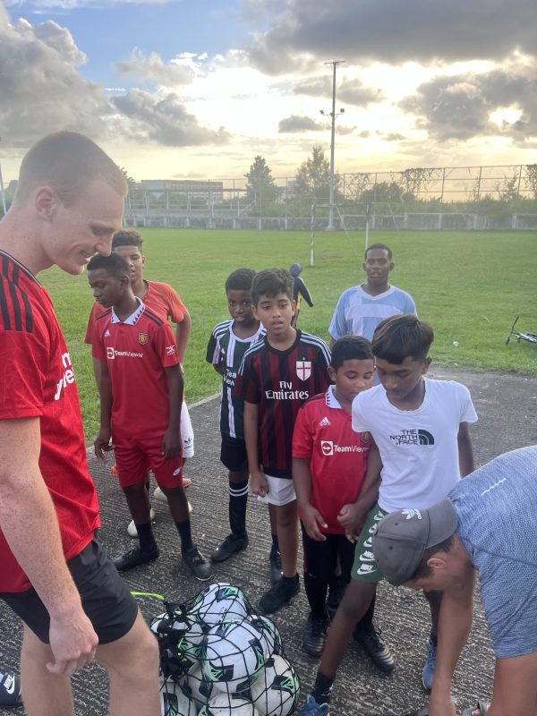 Ties auf Mauritius – Die Kraft des Sports