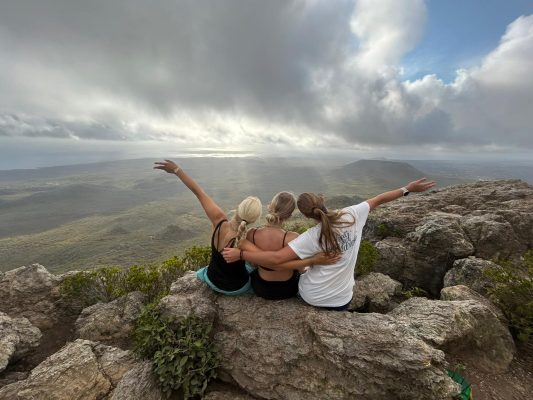 Mila auf Curaçao – Die Kraft des Sports